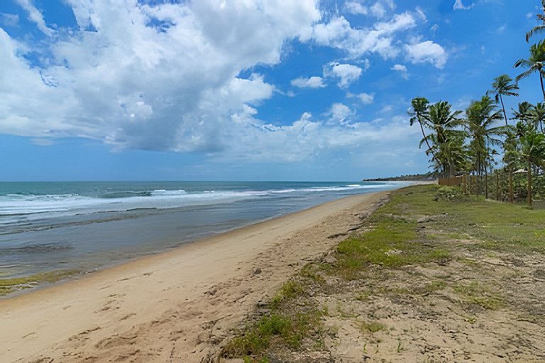 Beira-mar com restaurante, academia e recreação