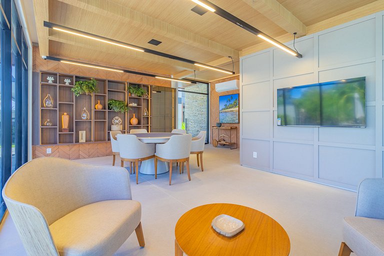 Apê 2 quartos beira-mar c/ restaurante e recreação