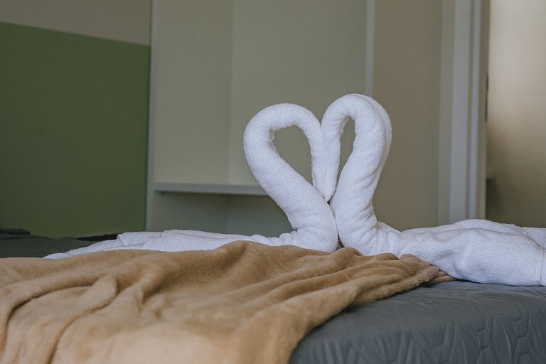 Apê 2 quartos beira-mar c/ restaurante e recreação