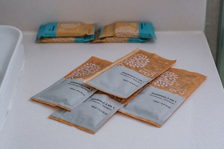 Apê 2 quartos beira-mar c/ restaurante e recreação