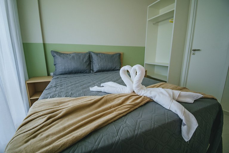 Apê 2 quartos beira-mar c/ restaurante e recreação