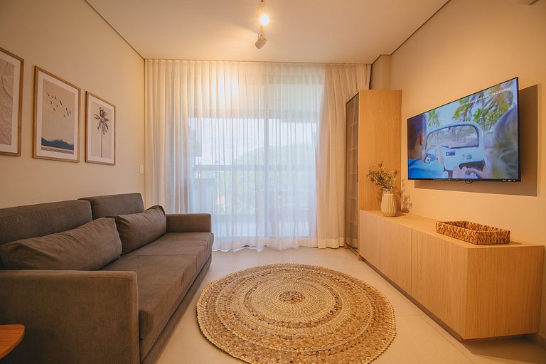 Apê 2 quartos beira-mar c/ restaurante e recreação