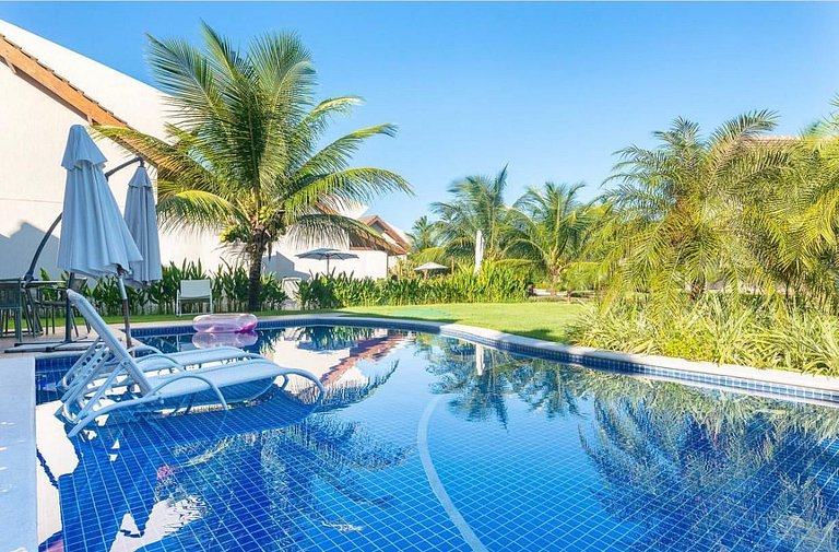 Bangalô exclusivo com serviço e piscina privada