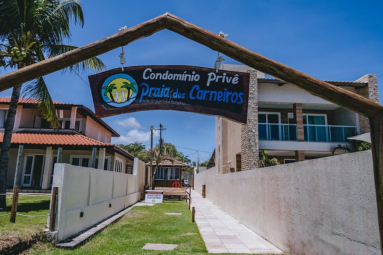 Privê de Luxo c/ acesso à praia e parque aquático