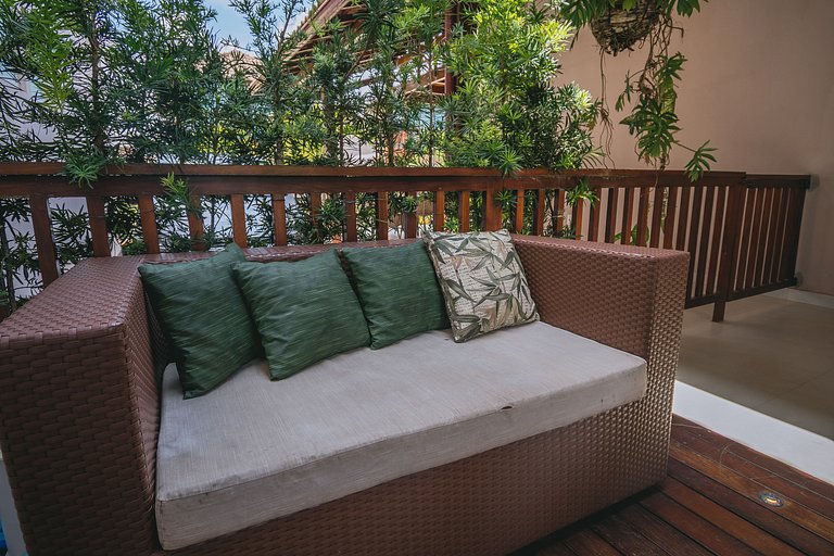 Casa c/ piscina privativa frente a parque aquático