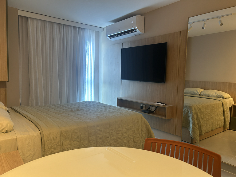 Estúdio com vista mar e piscina no rooftop