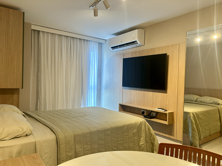 Estúdio com vista mar e piscina no rooftop