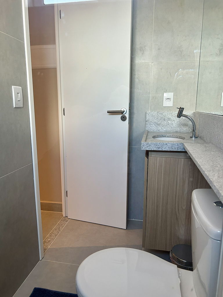 Estúdio com vista mar e piscina no rooftop