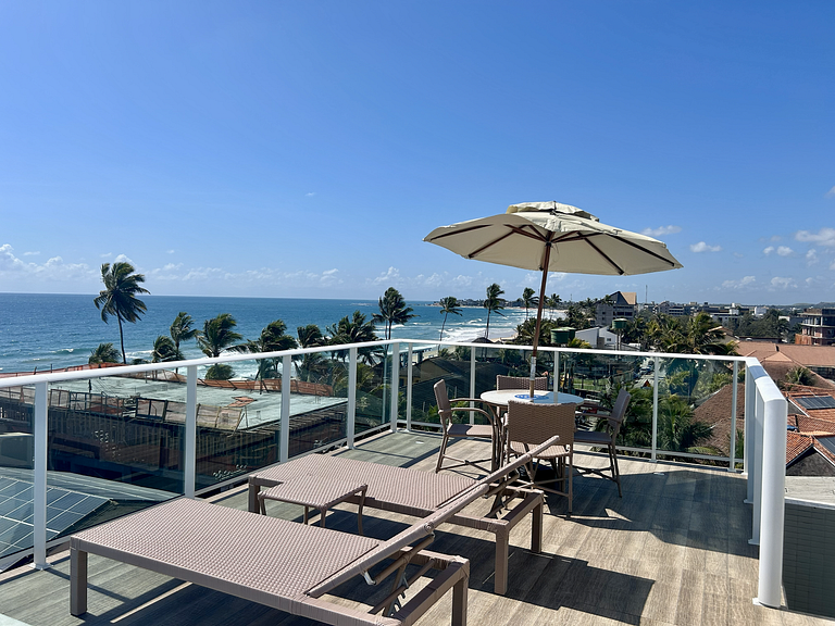 Estúdio com vista mar e piscina no rooftop