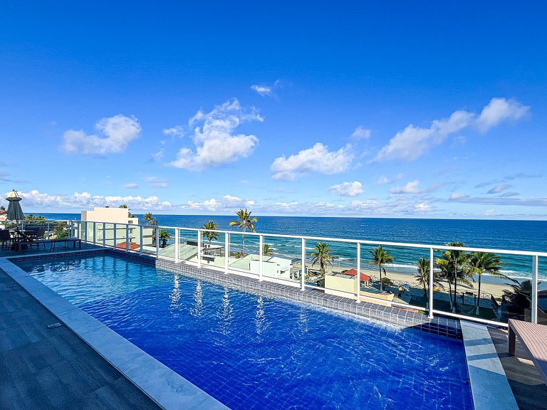 Estúdio com vista mar e piscina no rooftop