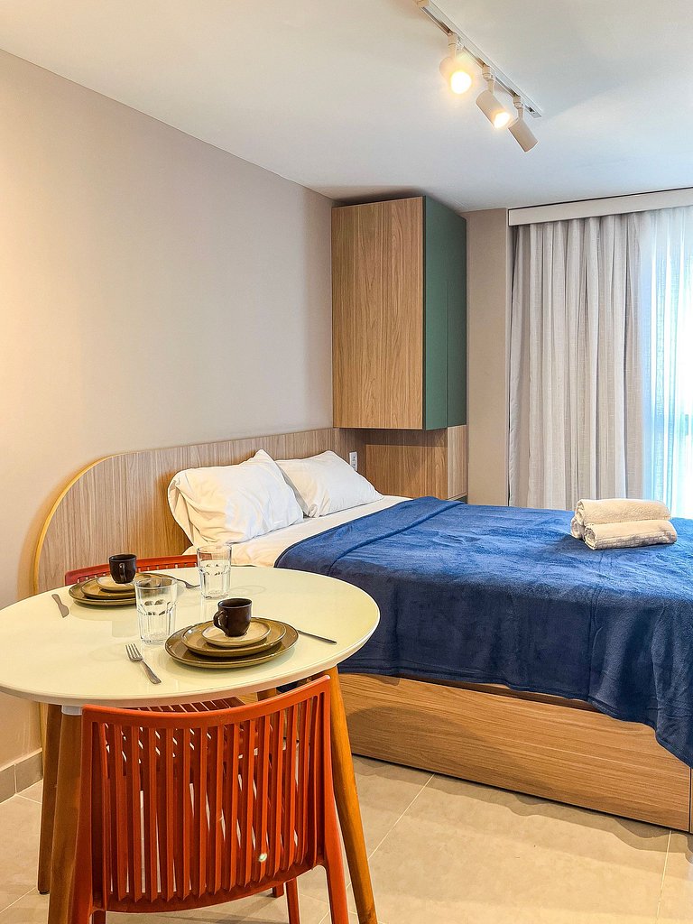 Estúdio com vista mar e piscina no rooftop