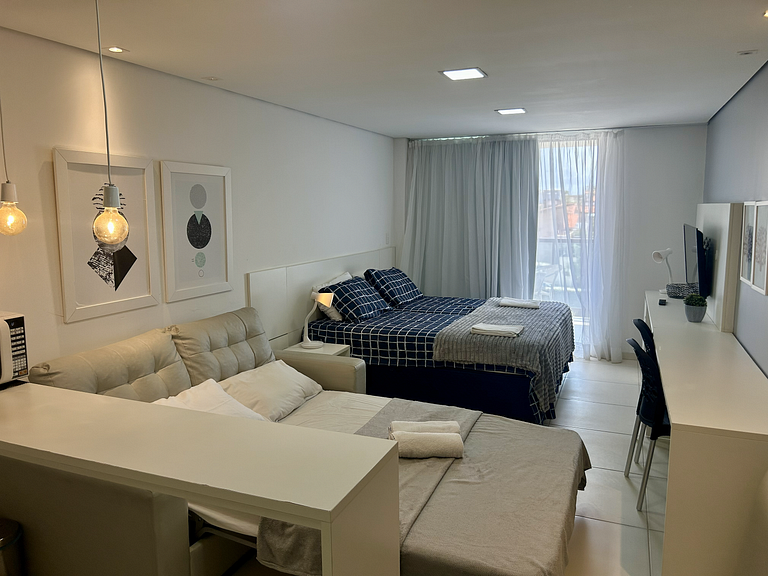 Studio aconchegante c/ vista piscina