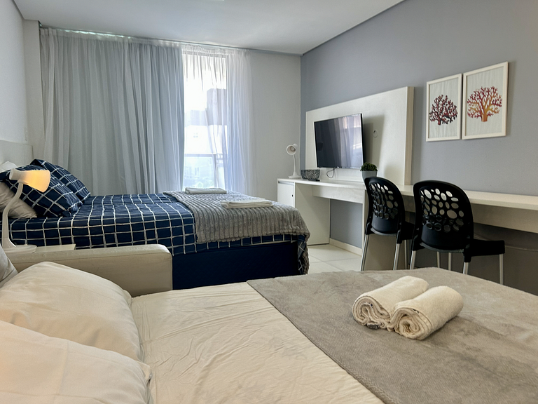 Studio aconchegante c/ vista piscina