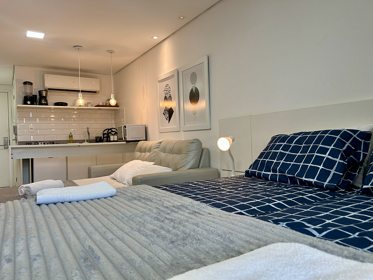 Studio aconchegante c/ vista piscina