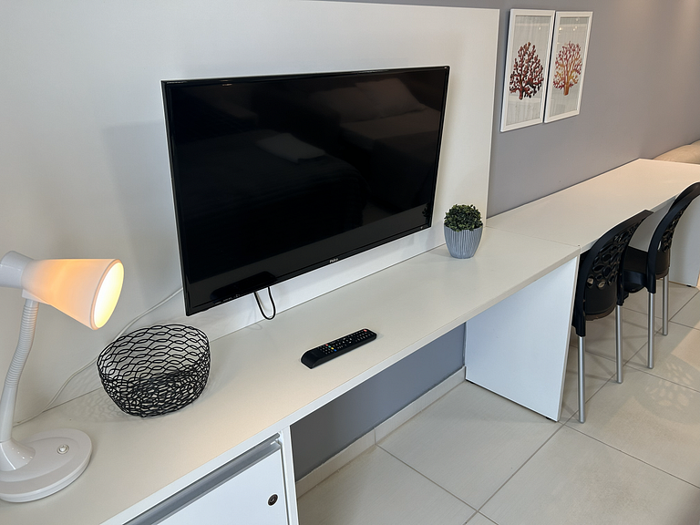 Studio aconchegante c/ vista piscina