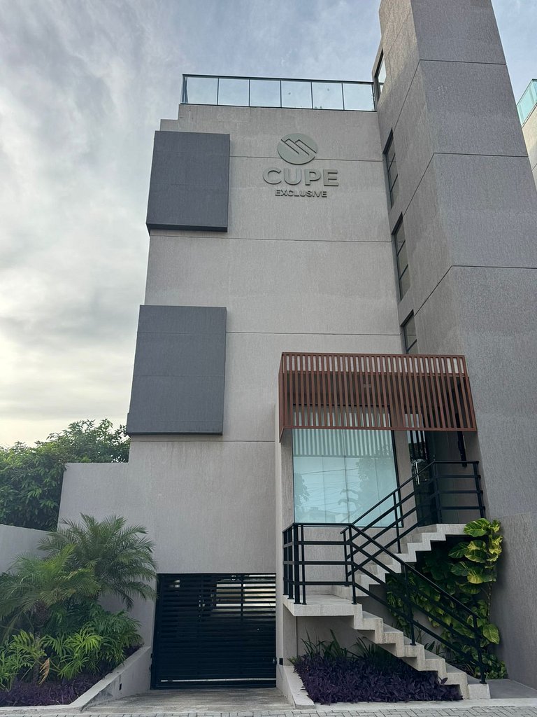 Studio com jacuzzi privativa na Praia do Cupe