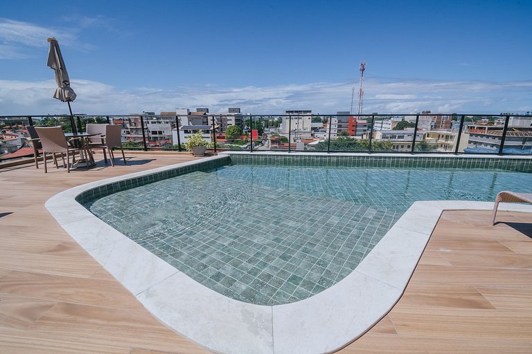 Estúdio moderno c/ piscina no rooftop no centro