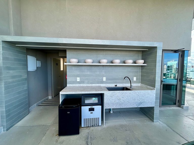 Studio novo em Boa Viagem | Piscina no rooftop