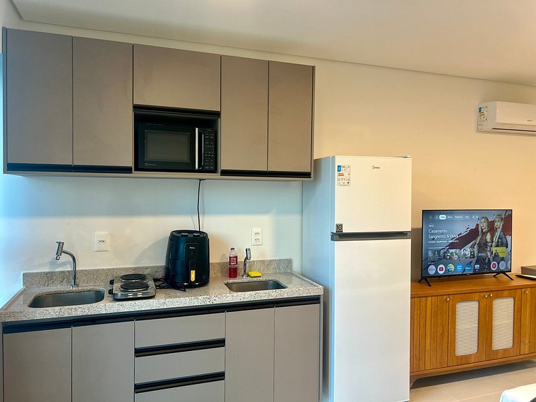Studio novo em Boa Viagem | Piscina no rooftop