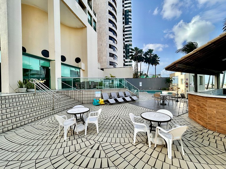 Studio beira-mar com piscina na praia de Piedade