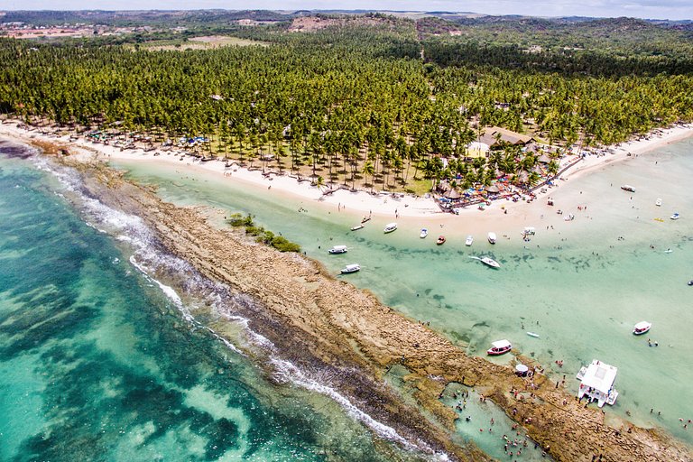 Luxo beira-mar em Carneiros ao lado da igrejinha